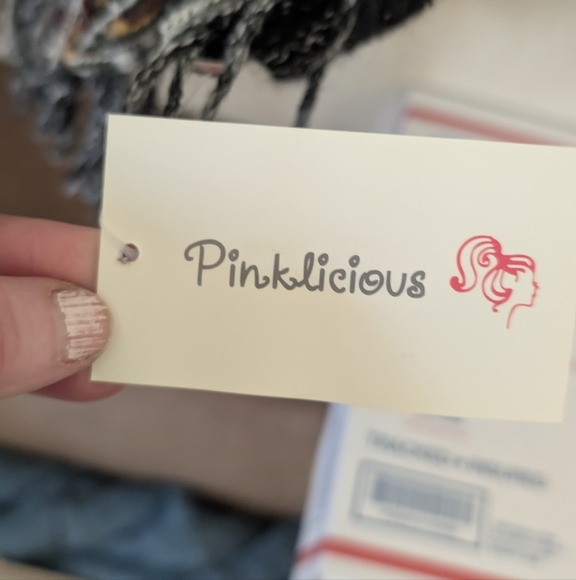 Elegant Black and Gray Cape with Fringe - Picture 2 of 8